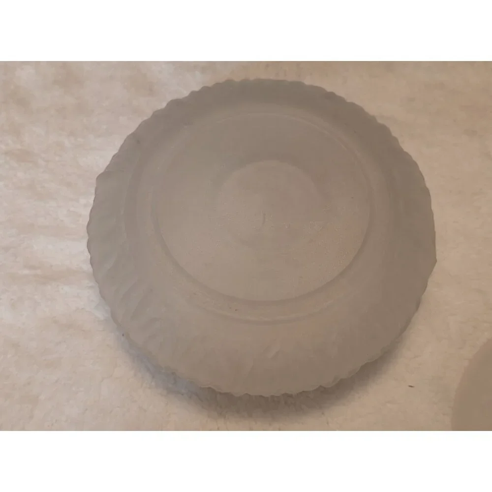 Vintage L E Smith Frosted Satin Glass Vanity Powder Jar Butterfly Lid